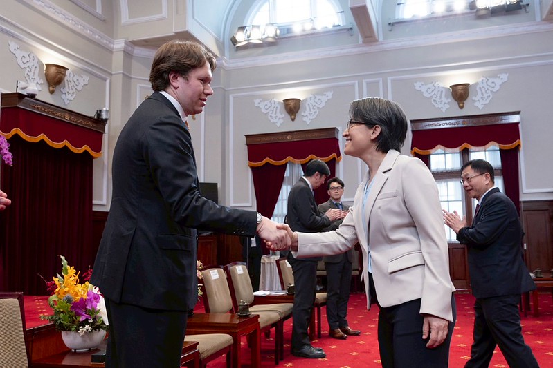 蕭美琴副總統會晤美國智庫「外交關係協會」訪團　宣示確保臺海和平穩定並積極參與國際事務