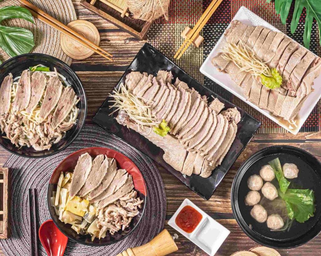 台中潭子美食推薦 鹽水鵝肉鮮嫩多汁 飄香兩代經典老味道