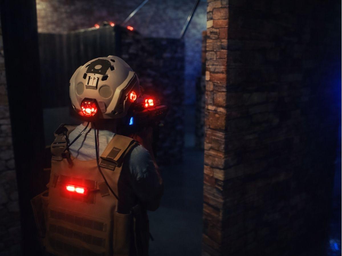 汐止雷射槍戰場新開幕 建模師忠實復刻電玩場景 長距狙擊超刺激