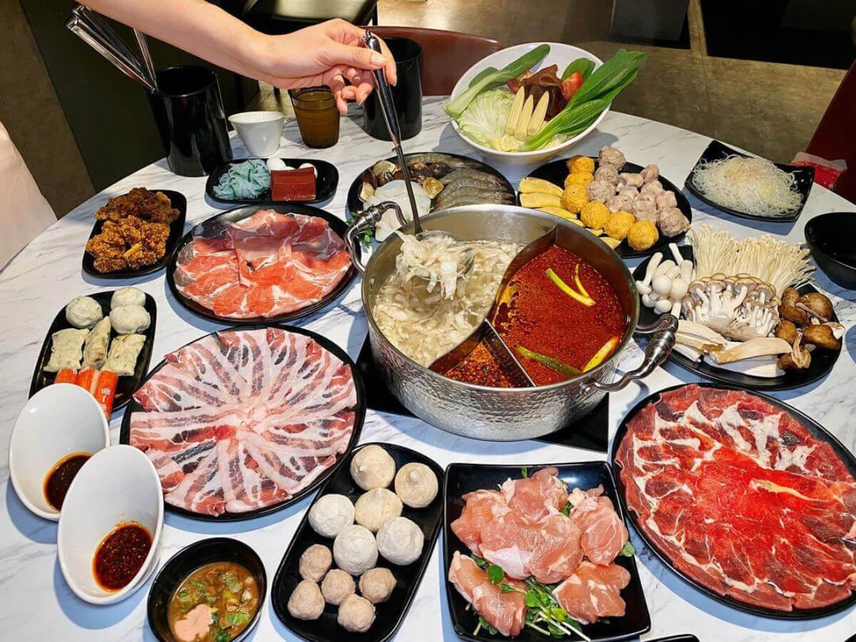 台北美食｜一起吃最好吃 高人氣酸菜白肉鍋推薦