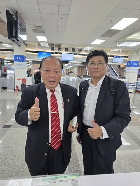 澎湖縣長陳光復，為了澎湖縣政，冒雨親赴台北為澎湖縣民的權益奔走。