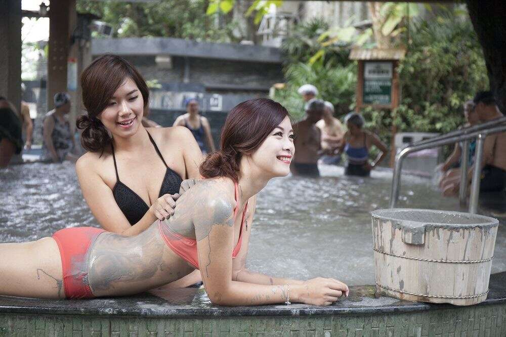 春暖花開遊山區,美食泡湯正得時