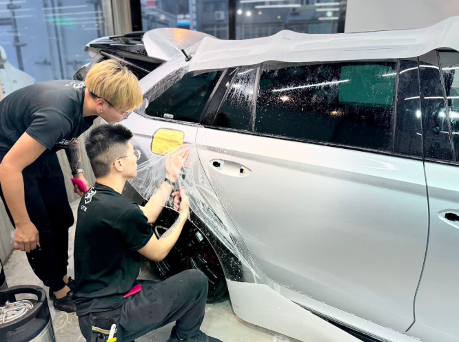 高端車市帶動需求　汽車包膜技師缺工擴大，專業技師月薪挑戰10萬元