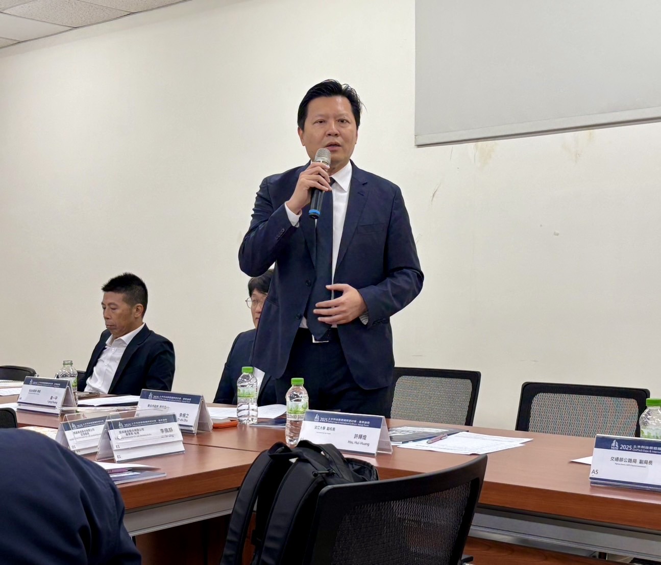 新北市副市長朱惕之出席土木科技展暨國際研討會，新北以AI智慧與永續工程推動智慧城市升級