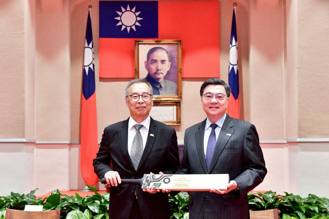 墨爾本臺灣同鄉會返國參訪團拜會行政院長卓榮泰　深化臺澳合作守護臺灣自由民主