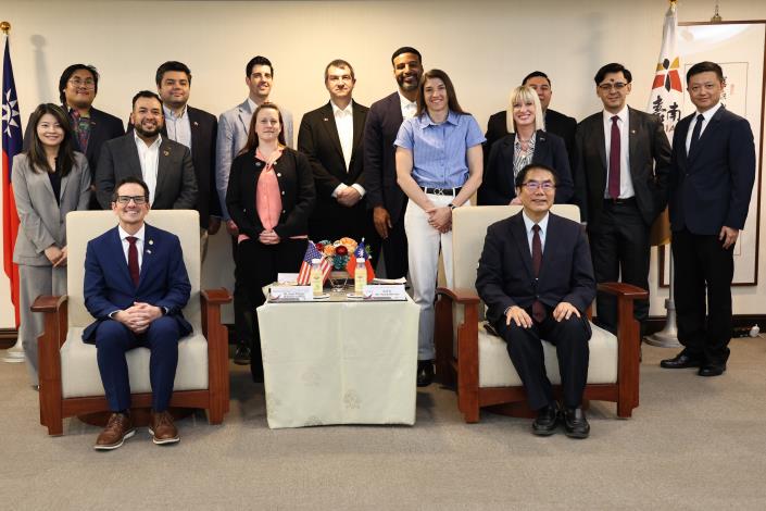 美國各州政界青年領袖實地訪問臺南　黃偉哲市長交流地方治理與科技轉型策略