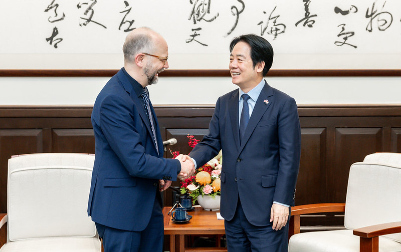 賴清德總統接見德國國會友臺小組跨黨派議員訪團　強調持續深化資安、國防與社會韌性合作