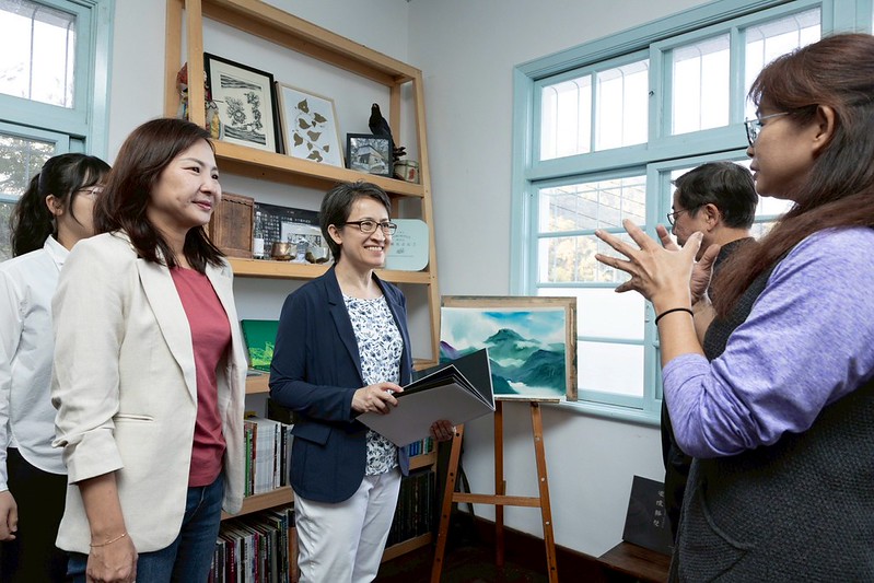 副總統蕭美琴走進出磺坑歷史聚落　肯定文化創生翻轉成效、強調青年返鄉將成地方繁榮最大的推進器