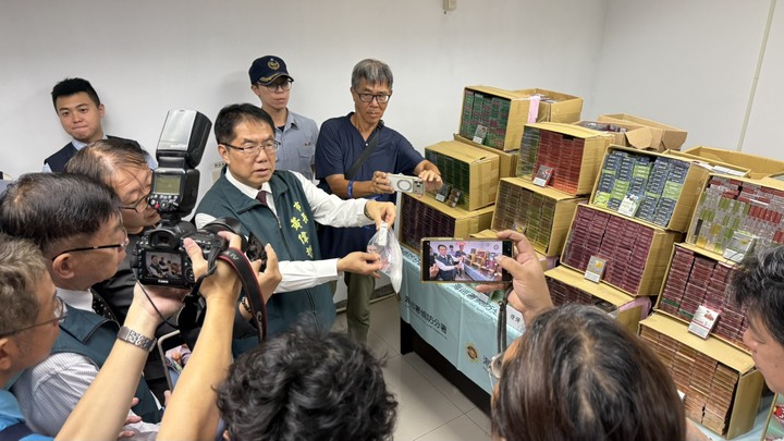 海巡署臺南查緝隊查獲精美包裝暗藏煙毒、破獲喪屍煙彈據點　查獲311公克依托咪酯原料