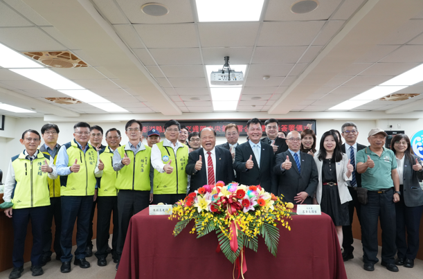 水產養殖最大危機曝光！澎湖縣府推「寒害預警服務」合作備忘錄　AI提前示警助農漁民抗低溫保命