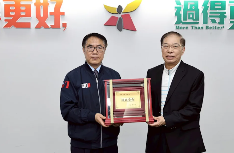 臺南消防採購案揭密　消防標案背後浮現「辣魔女」身影　前消防局長李明峯、廠商負責人遭聲押　檢調清查高壓細水霧消防車政策