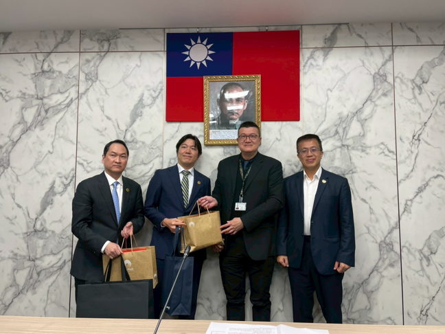 LINE日韓高層與行政院打擊詐欺指揮中心交流 擬加註帳號警示以防民眾持續受害