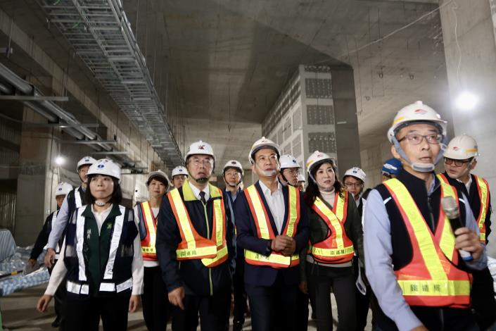 黃偉哲市長帶領立院考察臺南鐵路地下化工程 期待交通環境大轉型