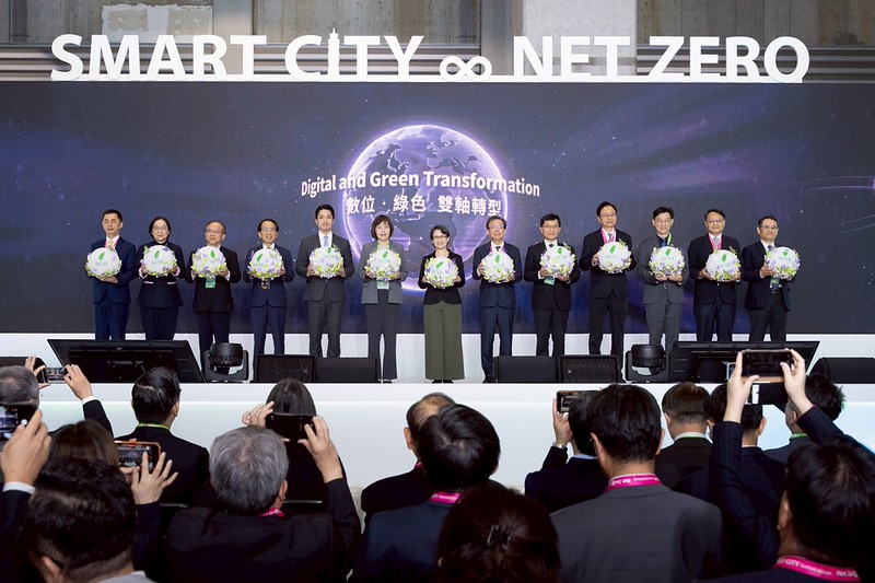 2026智慧城市展登場，蕭美琴副總統倡議以人為本結合數位轉型與淨零轉型優化公共服務品質