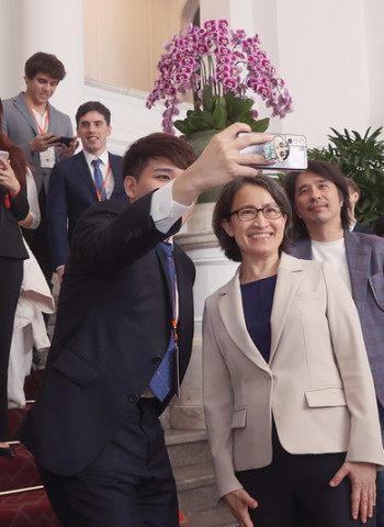 國際學生來臺必讀：蕭美琴副總統親迎臺灣留學生，解鎖全新學習與生活體驗！