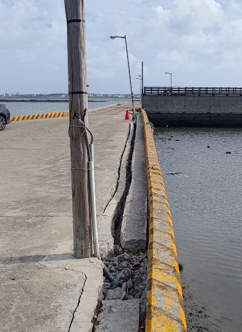 馬公市石泉漁港堤面災後修復工程完成 通行恢復正常