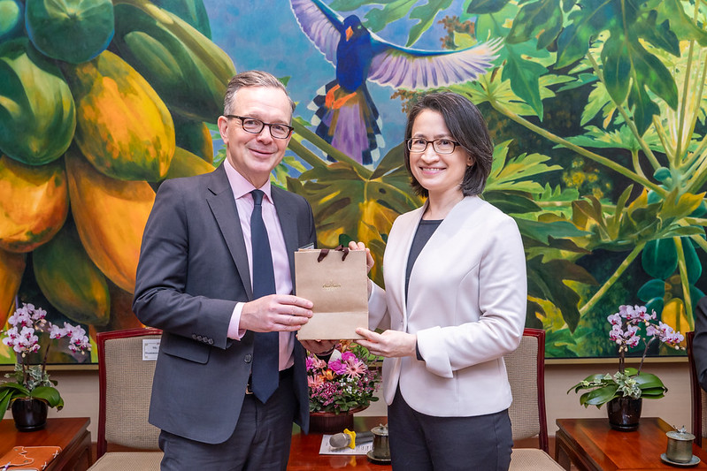 副總統蕭美琴接見美台商業協會訪問團，強化雙邊五大信賴產業合作