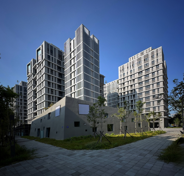 臺中好宅品牌再添佳績　育賢二期勇奪2025台灣建築獎佳作　專家讚：社宅做到這種水準太罕見