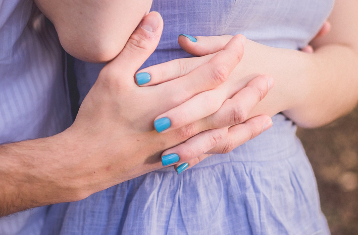 偷情被拍影片威脅！人妻婚外情翻車 男方稱不知對方已婚 法官不採信