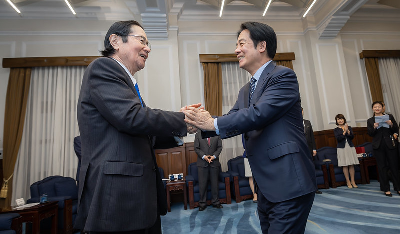 賴清德總統會晤日本台灣親善協會衛藤征士郎會長　深化臺日交流合作關係推動區域經濟成長