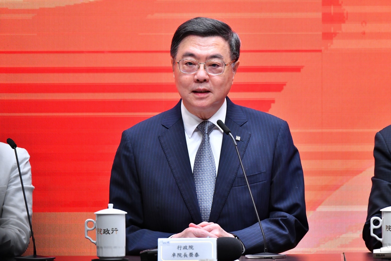 新版《財劃法》衝擊中央財源4,165億！行政院長卓榮泰直言舉債壓力破上限　地方首長怒轟分配公式錯誤、財政補助難以為繼