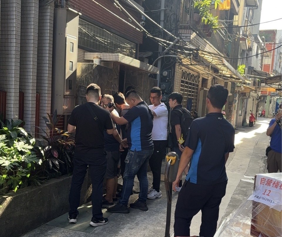 調查局掃蕩毒品黑市 國內首座依托咪酯製毒工廠被查獲 純品逾2.7公斤 展示政府反毒決心