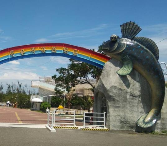 紅樹林秘境重生！臺南雙春濱海遊憩區南側棧道及園區設施修繕工程第一階段完成　明年第2季全線解封
