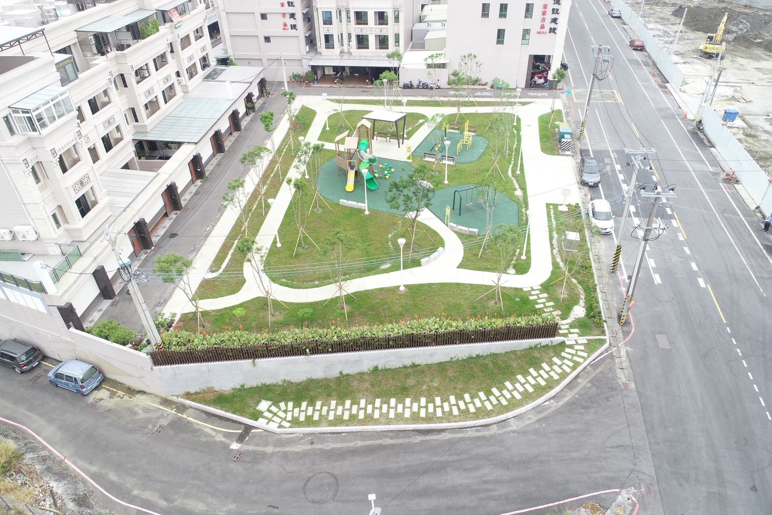 高雄橋頭仕豐新亮點 公兒10公園正式開放 親子休憩新選擇共融遊戲設計