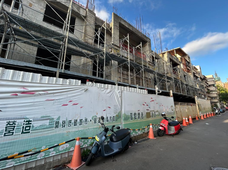 臺灣中小型建商爆發集體倒閉潮　5間熄燈警訊擴散　房市低迷引爆財務壓力與爛尾樓風險