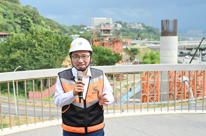 淡北道路四大工區全面趕工　新北市長侯友宜視察強調118年6月通車　交通壅塞可望解套