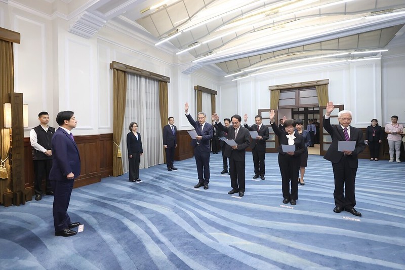行政院大換血！賴清德總統領導新任政務人員與駐外大使宣誓典禮