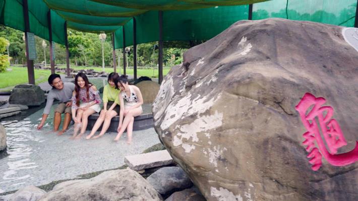 遠離城市寒意　臺南龜丹溫泉泡湯新體驗帶你走進山林秘境　慢活療癒體驗冬遊旅遊美食