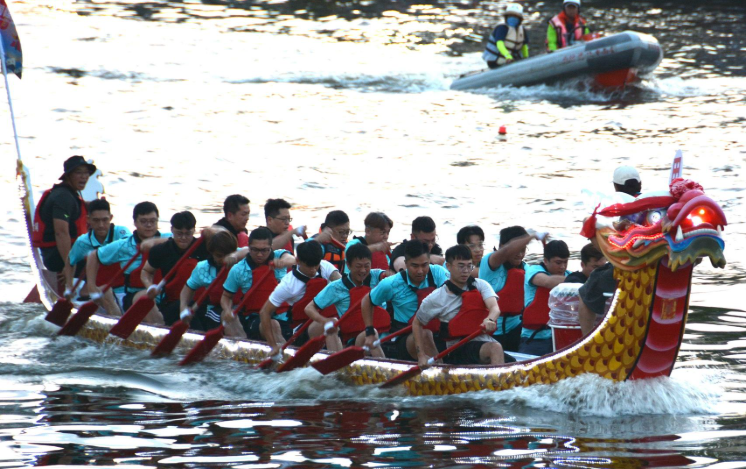 黑馬突圍!府城國際同濟會臺南國際龍舟賽首戰晉級 展現文化參與與地方凝聚力