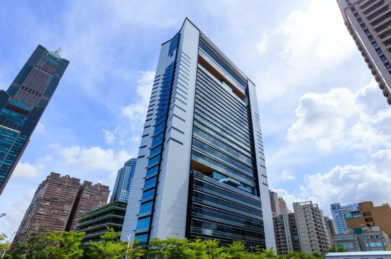 2025食尚玩家旅宿大賞揭曉 高雄承億酒店奪超豪華服務大獎 成為臺灣度假旅宿與五星級服務典範