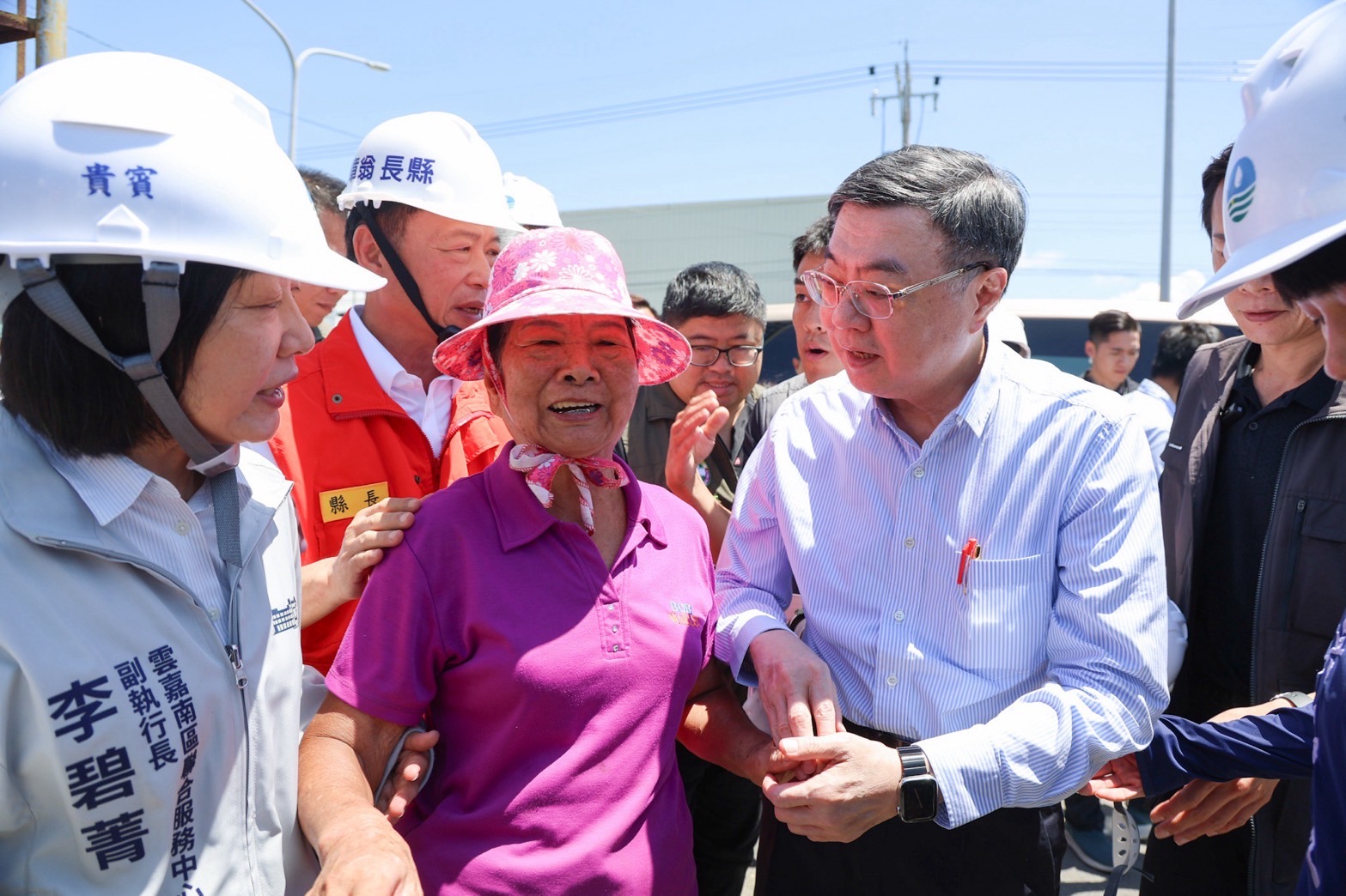 行政院長卓榮泰視察嘉義災後復原 強調儘速完成復建與協助民眾恢復生活