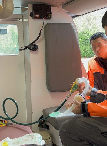 澎湖縣消防局引進自動給氧器 助力偏遠地區急救效能提升