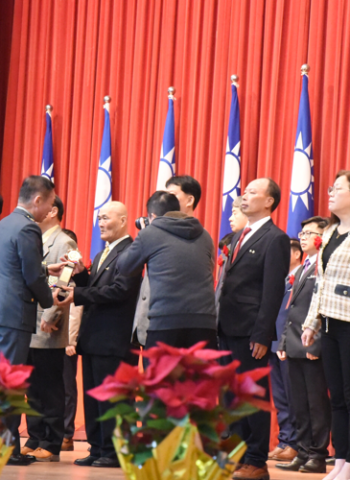 後備軍人晉任暨幹部表揚！澎湖縣長陳光復肯定後備袍澤卓越推動國防事務