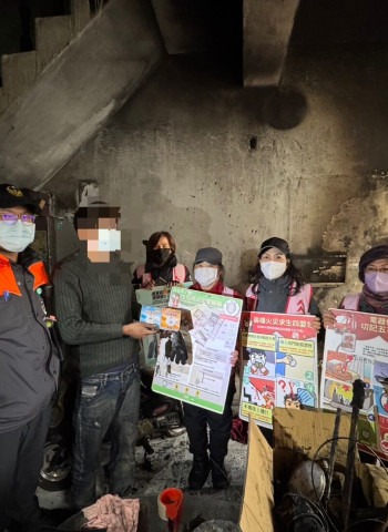 澎湖縣消防局進行住宅火災後防火宣導 設置住警器與謹慎使用電器成關鍵