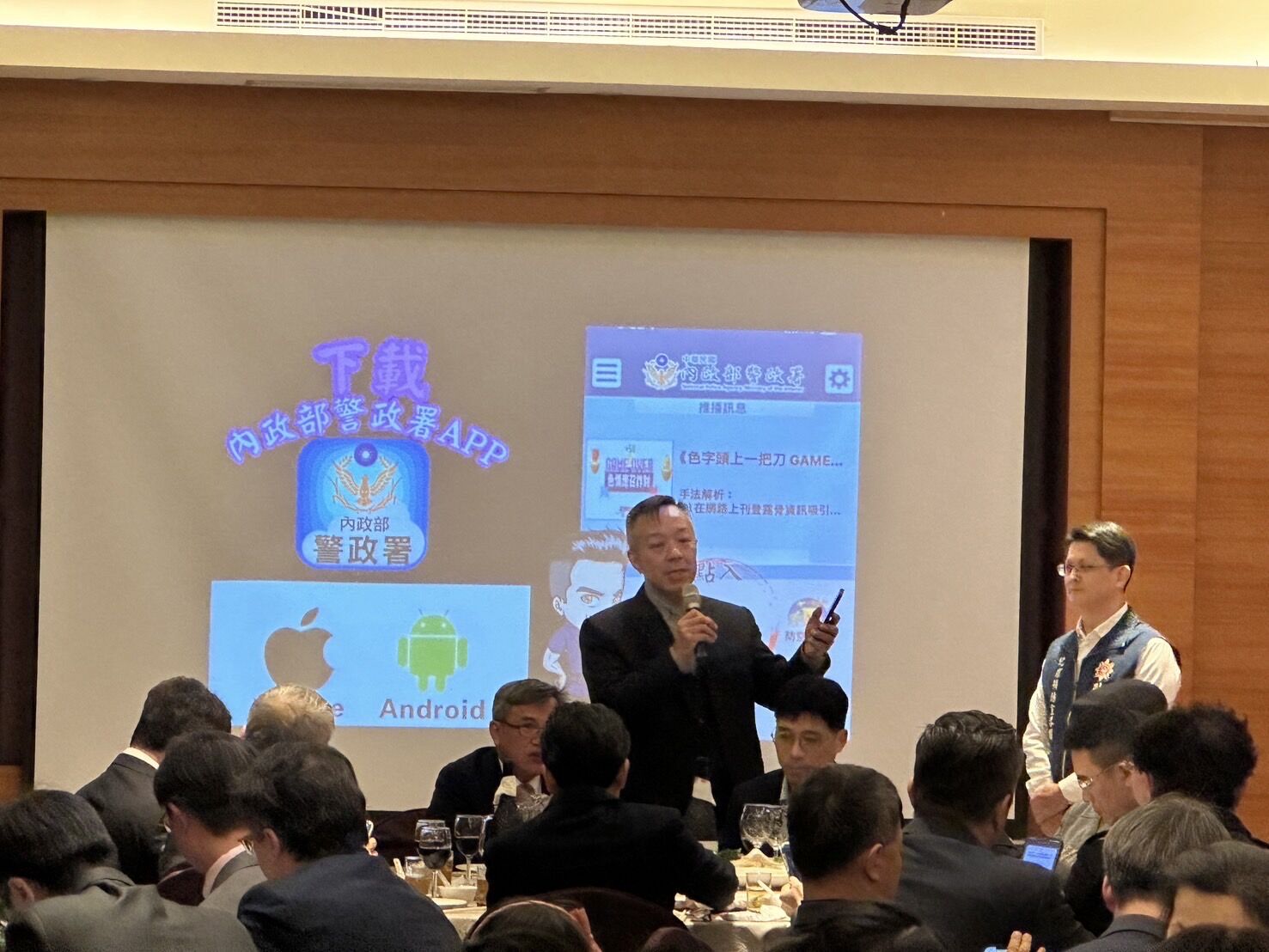 澎湖縣警察局局長林温柔進行精準宣導防詐騙 提升民眾警覺性