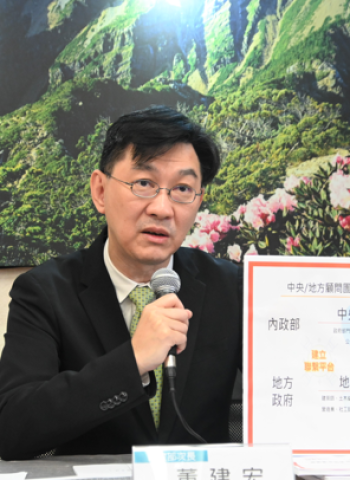 因應人屋雙老挑戰 內政部擬組「老宅延壽顧問團」 攜衛福部、經濟部強化住宅安全韌性