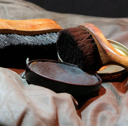 2025台灣頂級皮革保養乳排行榜｜專家專業評測解析＋頂級GAMA皮革保養乳/頂級翠光皮革保養乳用戶心得分享