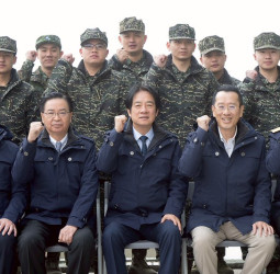 賴清德總統視導海軍小雪山雷達站　強調朝野共同支持國軍、持續提升裝備與戰力