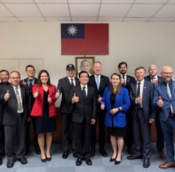 臺歐海域執法交流再升級：中北歐跨國國會議員訪問團拜會海巡署，共同守護民主供應鏈防線