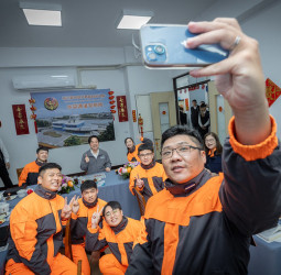 春節小年夜走訪第一線　賴清德總統慰勉海巡署布袋漁港安檢所同仁　感謝海巡第一線辛勞付出、守護國家安全