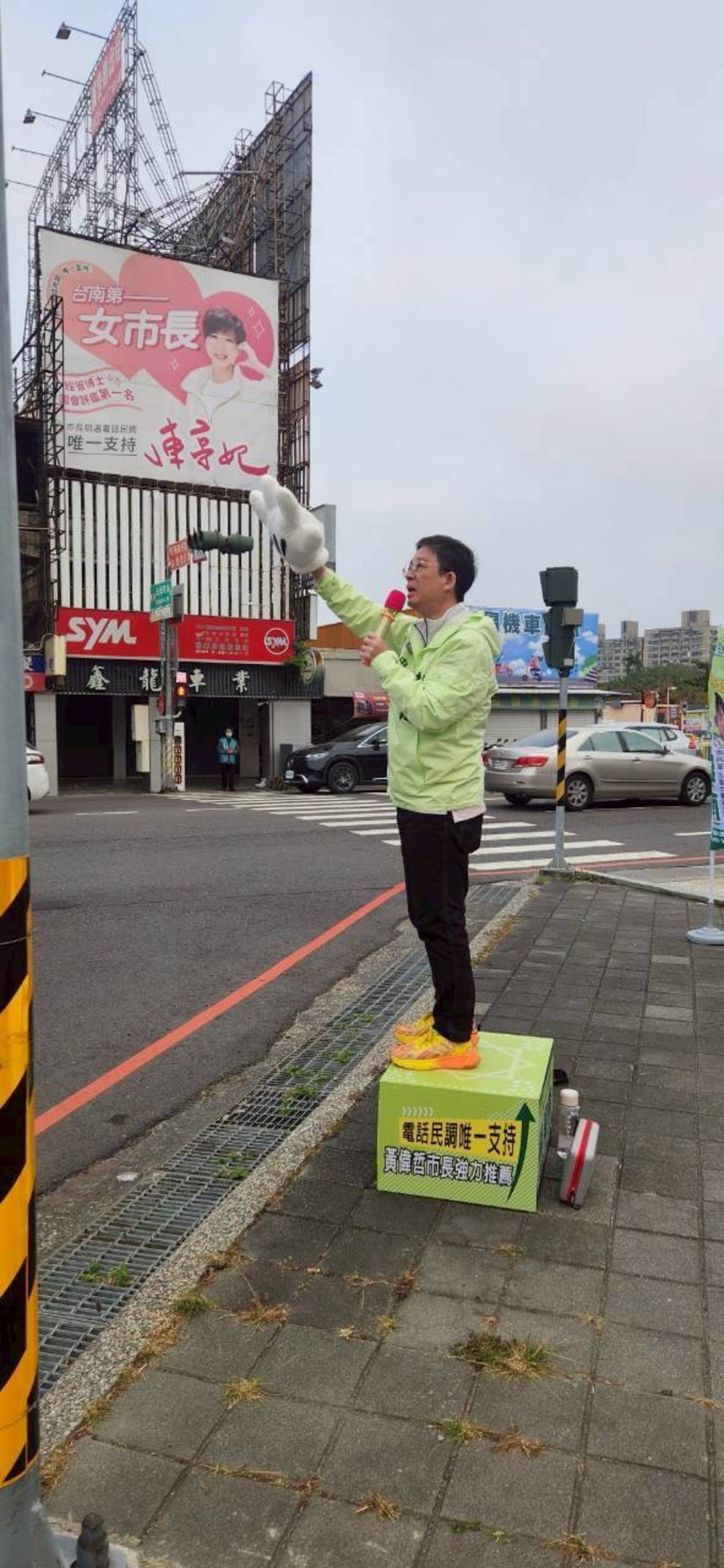 林建南重返選戰力拚民進黨臺南第8選區初選　走上街頭勤跑基層爭取支持