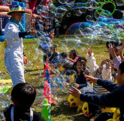 親子遊臺南新選擇：春節寒假玩臺南，體驗柳營尖山埤鴨鴨派對及頑皮世界馬力全開