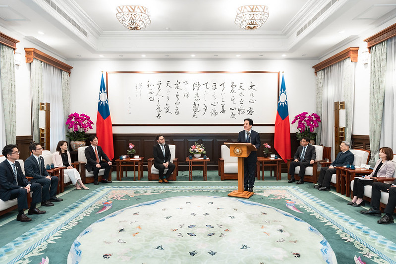 賴清德總統會晤台灣工具機產業同業公會　臺美關稅談判完成　政府全力支持產業升級轉型