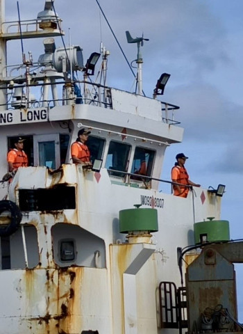 跨國反毒行動成功　檢調、海巡、警與美國DEA聯手海上攔截雜貨輪破獲近1300公斤毒品