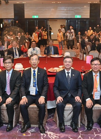 行政院長卓榮泰出席臺北會計師節慶祝聯歡晚會　肯定會計師專業把關助攻臺灣經濟與永續發展