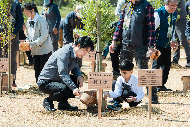 賴清德總統出席植樹節活動　宣布推動「都市林」升格為國家級調適計畫  以自然解方建構永續韌性家園